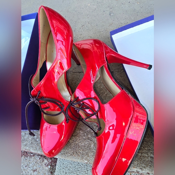 Stuart Weitzman Shoes - NEW Stuart Weitzman Kibitzes Heels